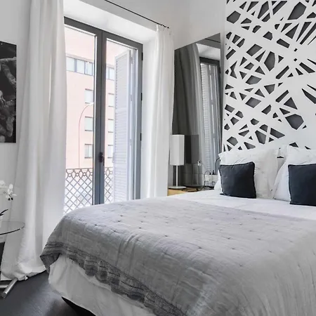 Alemaison Highend Historic Center With 2 Balconie Apartment *